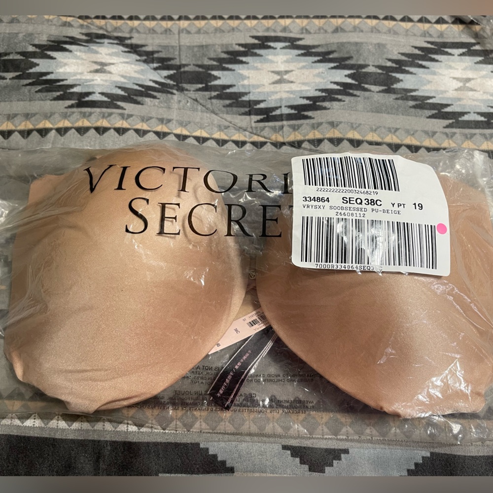 Brand new! Beautiful Victoria’s Secret bras. Comfortable and sexy.